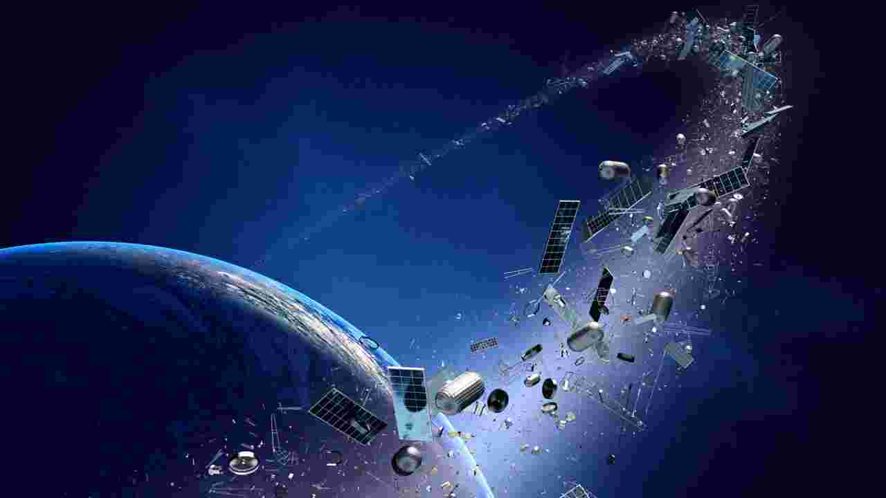 Espace : les débris spatiaux peuvent-ils vraiment nous tomber sur la tête ? 