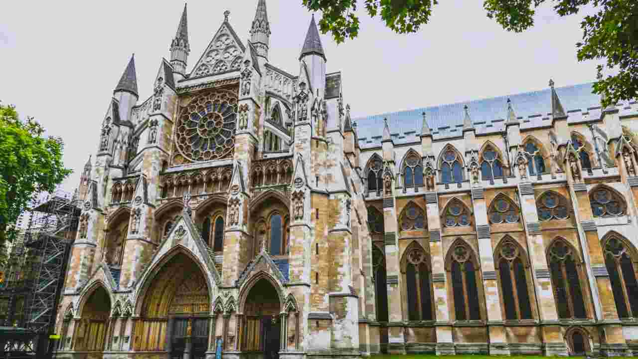 L'abbaye de Westminster : un millénaire d'une histoire étroitement liée à la royauté