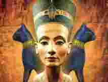 Egypte : un célèbre archéologue annonce la découverte de la momie de Néfertiti