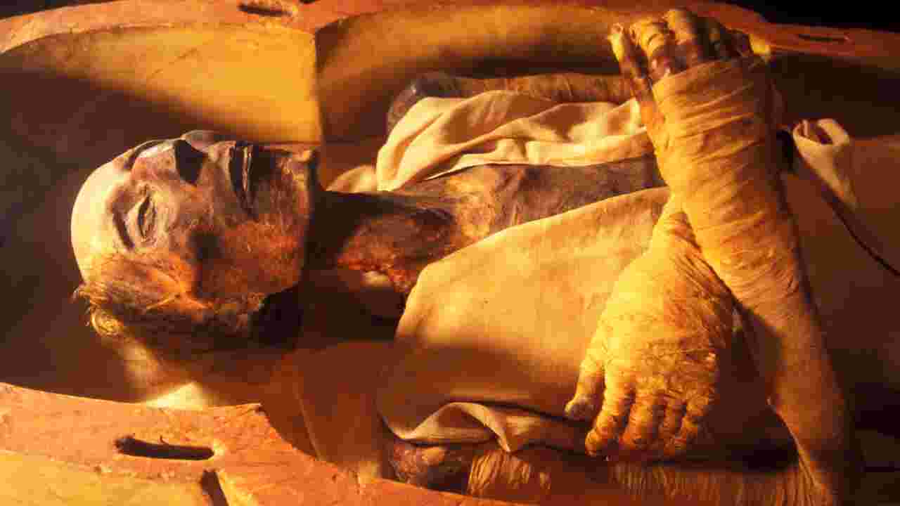 Ramsès II : plus de 3000 ans après sa mort, des chercheurs ont reconstitué le visage du pharaon 