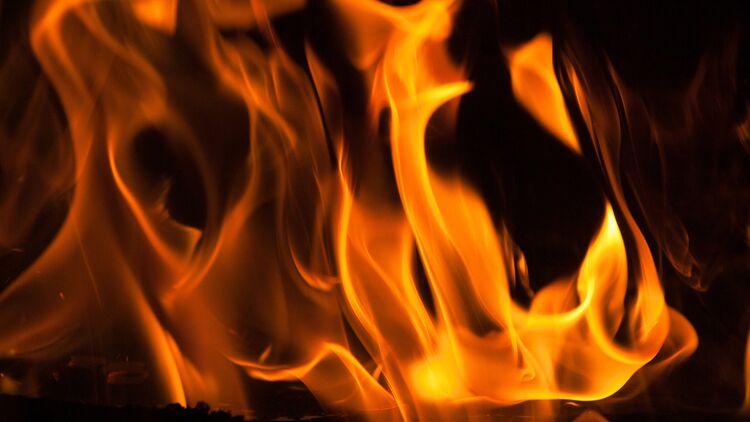 Peut On Eteindre Un Feu Avec De L Eau Bouillante Ca M Interesse Peut On Eteindre Un Feu Avec De L Eau Bouillante Ca M Interesse