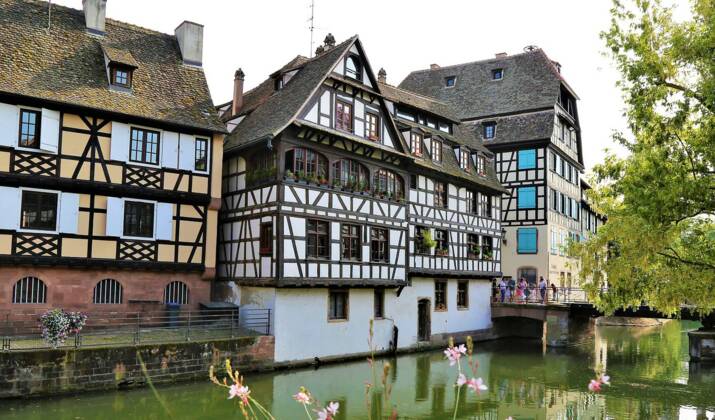 A Strasbourg, sermons et pédagogie pour imposer la circulation différenciée