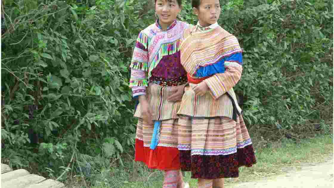 Hmong 03.jpg