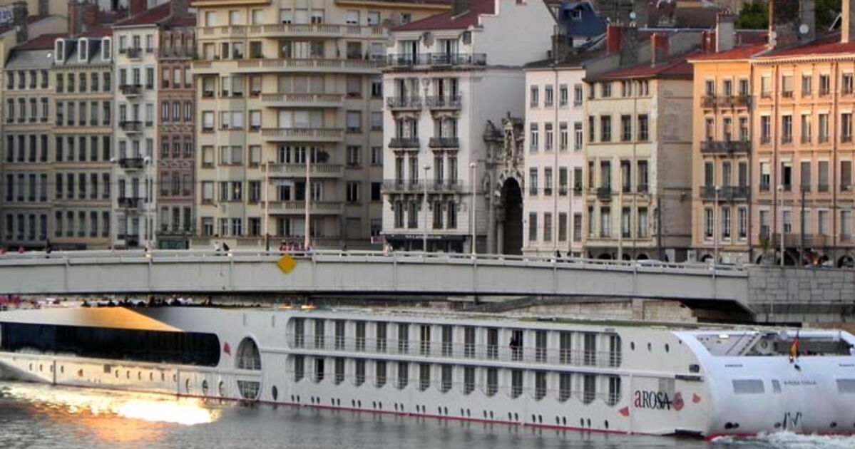 42 Quai de Saône bateau de croisière, Geo.fr