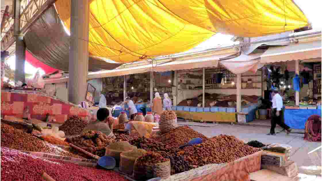 Fruits secs, souk d'Agadir