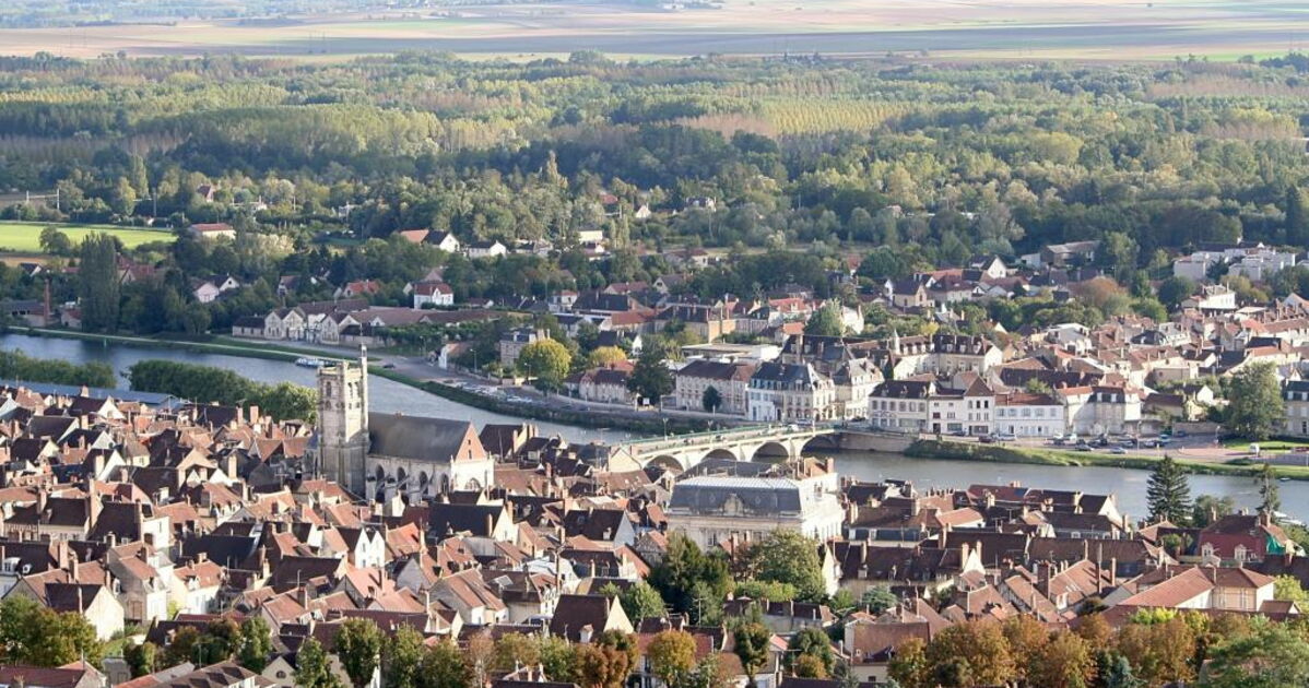 Joigny, Geo.fr