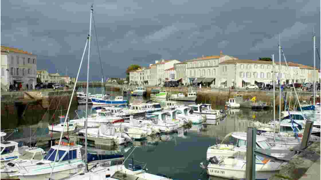 Le port de St Martin de Ré
