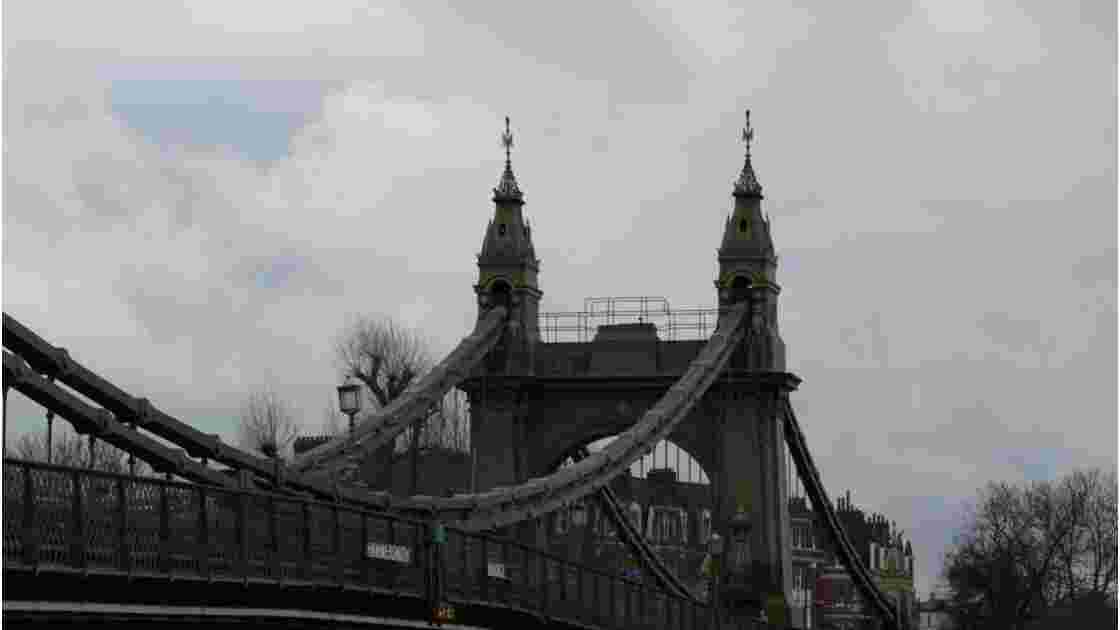 Mailles d'acier: Pont de Hammersmith
