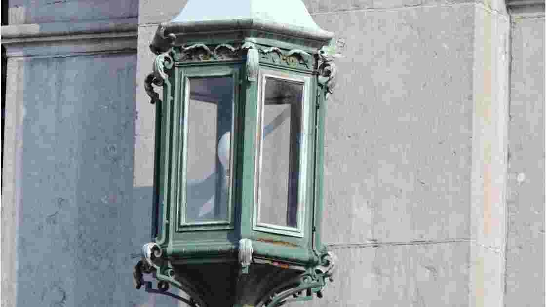 lampe de façade 