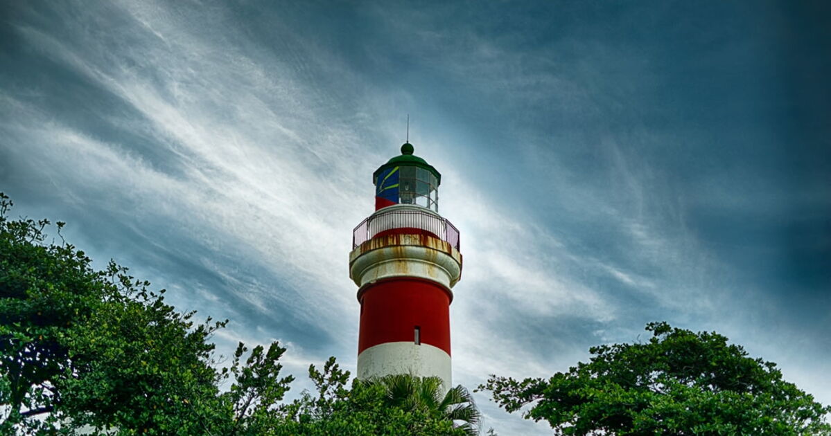 Le Phare de Sainte Suzanne Ile de la Réunion, Le... Geo.fr