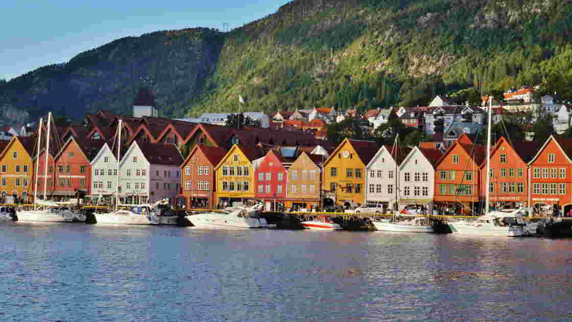 Bergen, Norvège, La Ville De Bergen Vue Depuis Le Belvédère... - Geo.fr