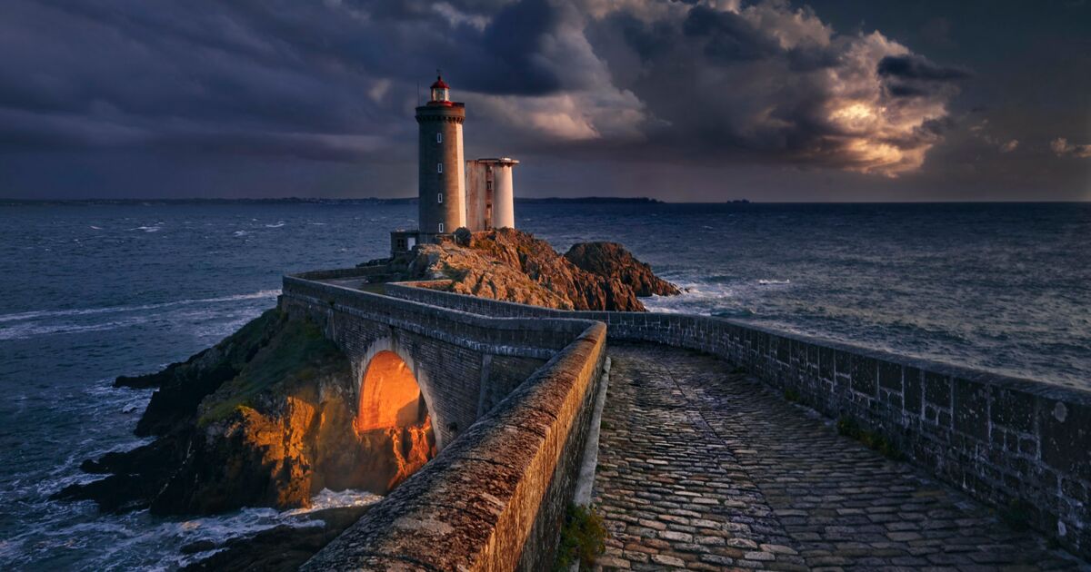Le phare, Le phare du Petit Minou en Bretagne, au debut... Geo.fr Le phare, Le phare du Petit Minou en Bretagne, au debut... Geo.fr