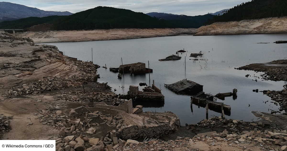 Espagne un village englouti depuis 29 ans émerge des eaux Geo.fr — free download
