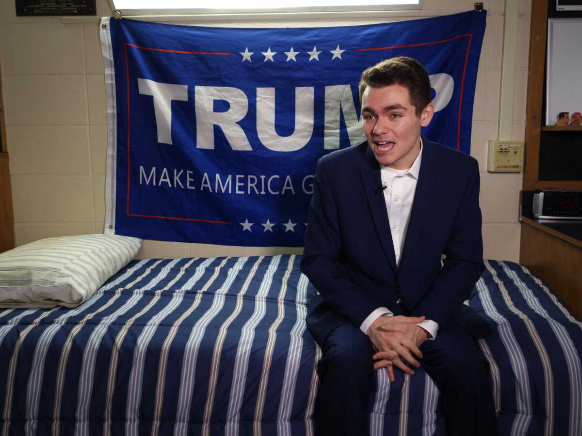 Aux États-Unis, la droite divisée par l'influenceur suprémaciste Nick Fuentes