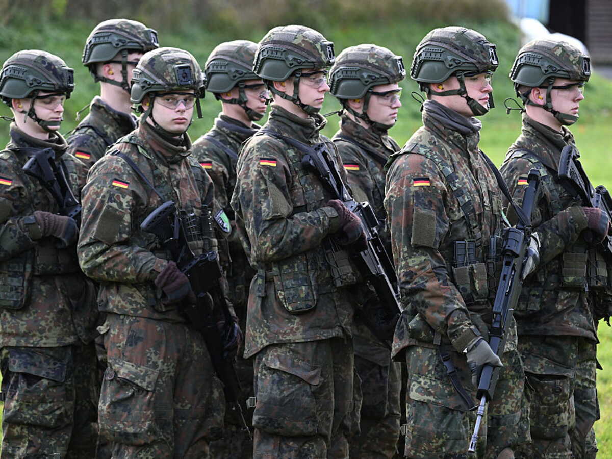 Face à la Russie, l'Allemagne dévoile un plan pour gonfler rapidement les effectifs de son armée
