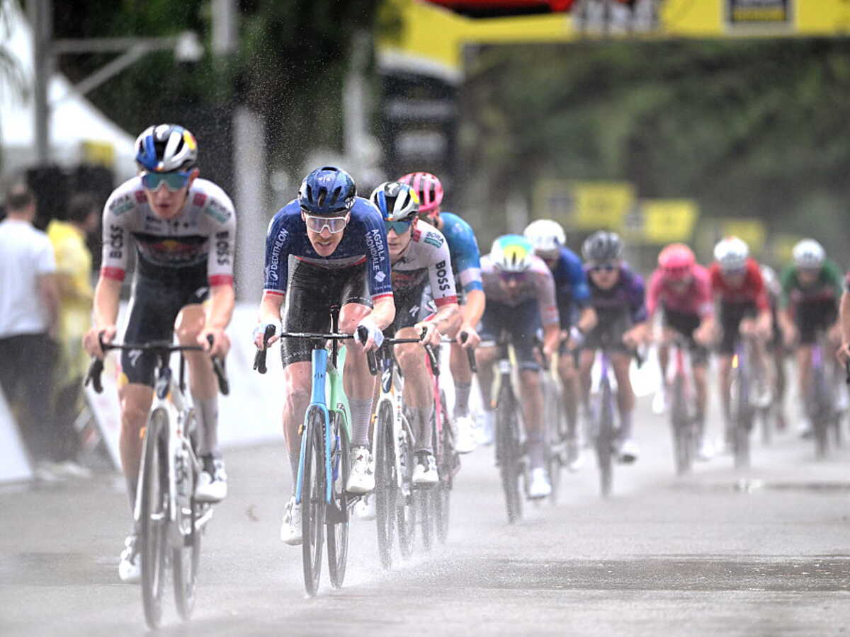 Le Tour de France 2026 risque de "sacrifier un joyau des Alpes", alerte une pétition