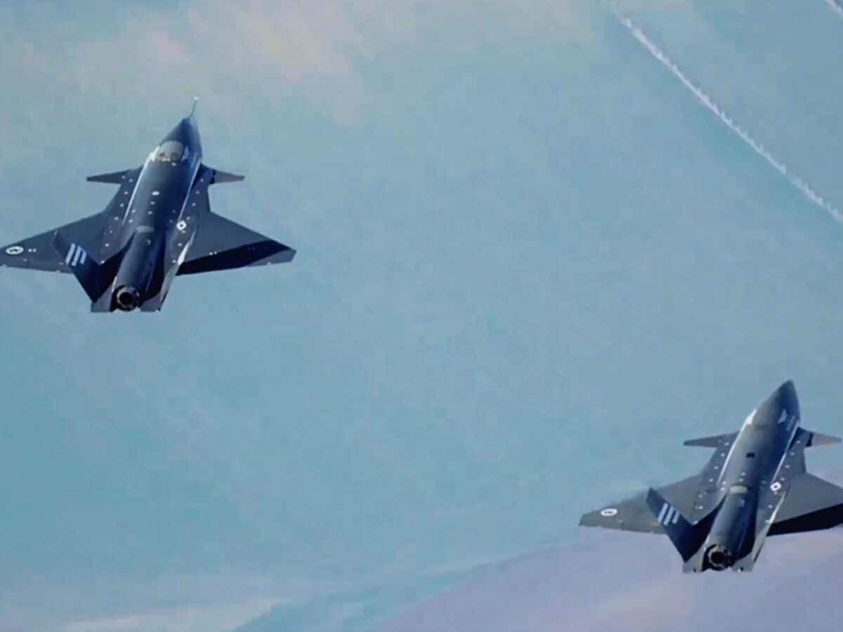 Aviation de demain: la Turquie réussit une première historique avec deux drones de combat