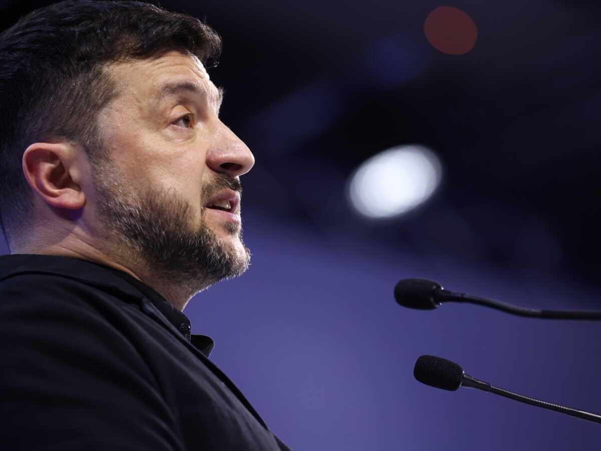 À Abou Dabi, réunion au sommet entre Russes, Ukrainiens et Américains