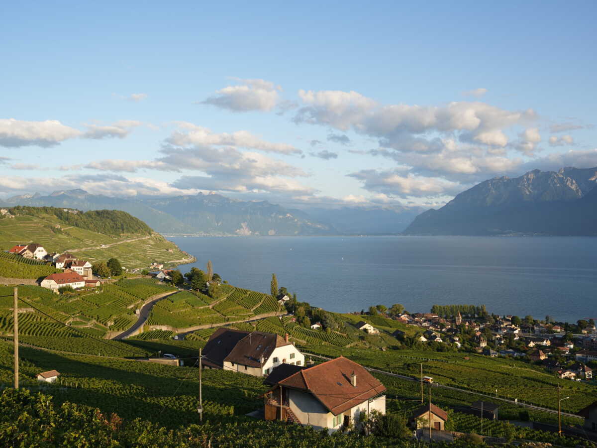 Dans le Canton de Vaud, balade sous le soleil du Lac Léman
