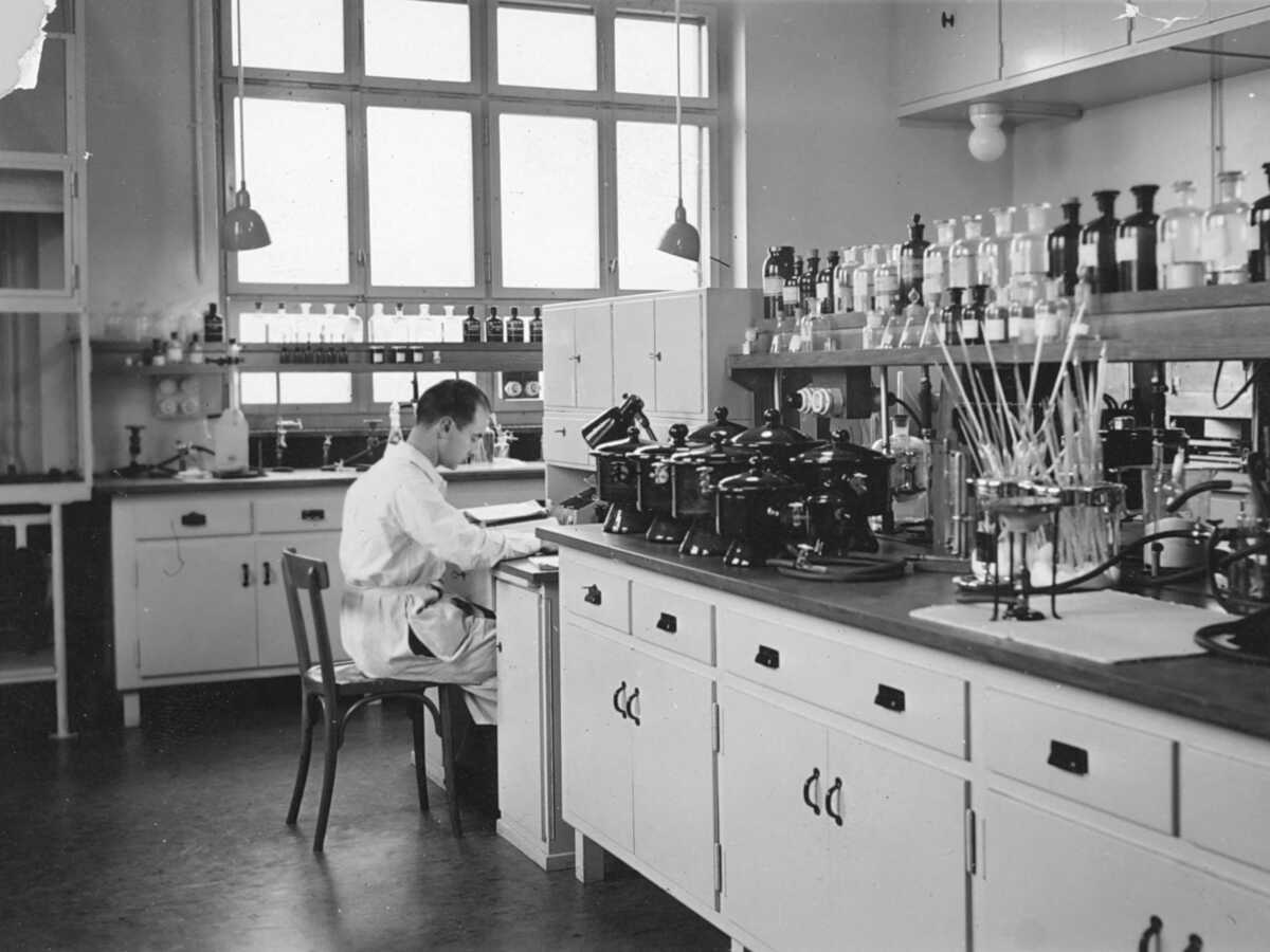 L'histoire du premier trip au LSD: il y a 80 ans, un chimiste plongeait accidentellement dans un monde "très étrange"