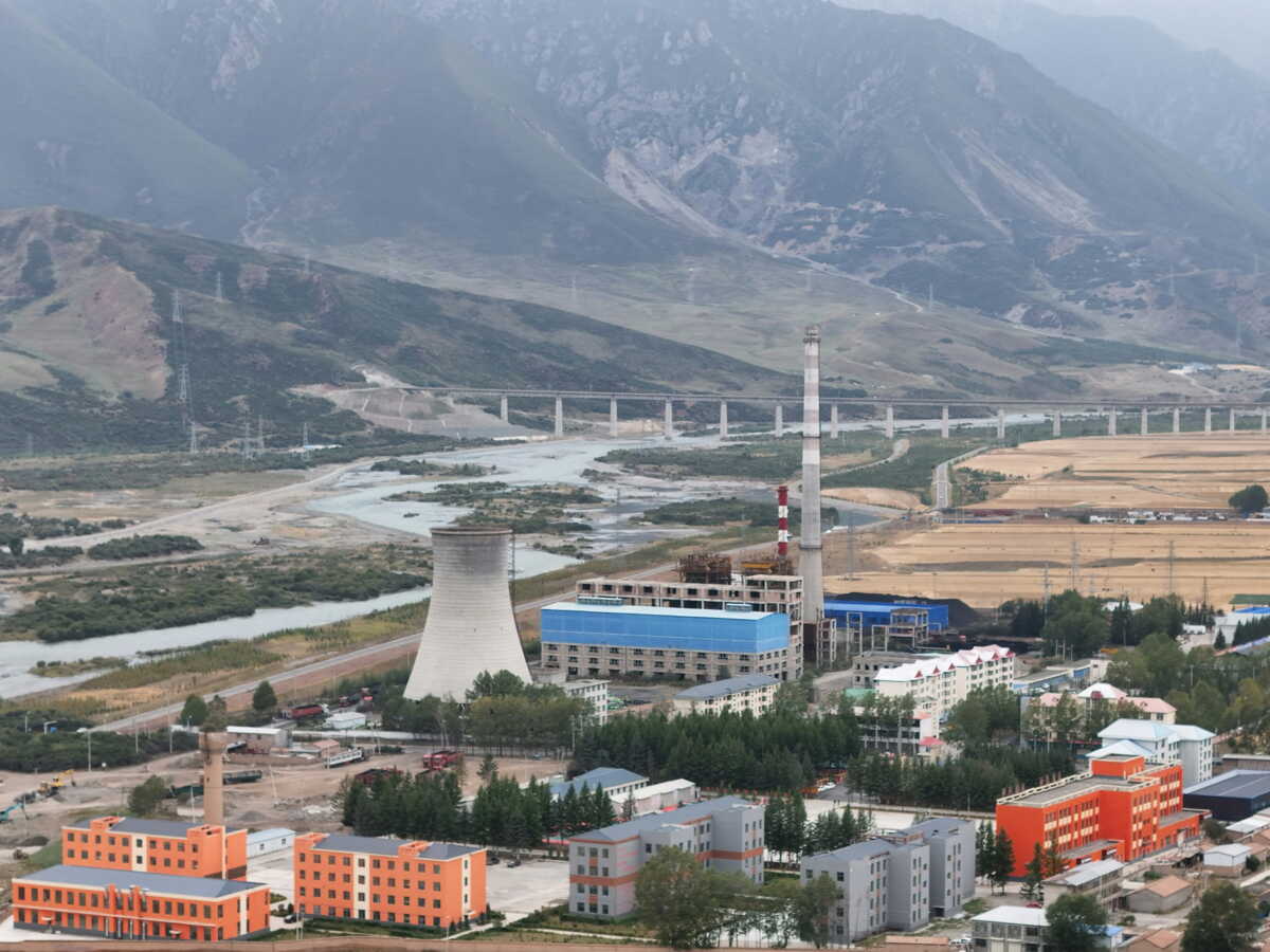 La Chine construit une méga centrale nucléaire capable de générer 4,8 GWe