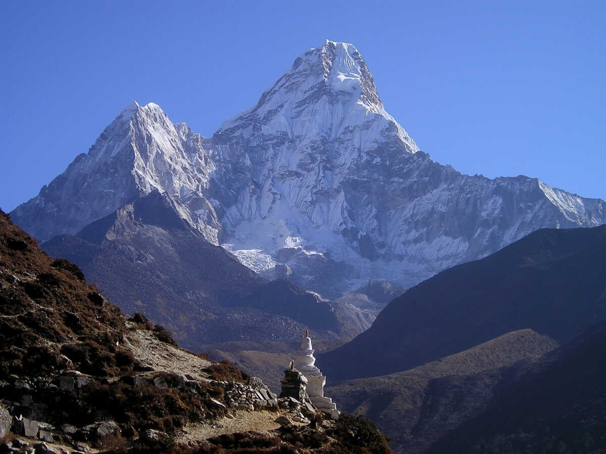 De la mer au sommet de l'Everest en moins 67 jours: le pari fou d'un alpiniste australien