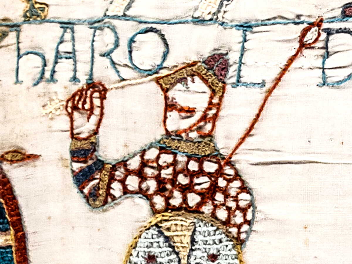 Le roi Harold II a-t-il réellement reçu une flèche dans l'œil, comme le montre la tapisserie de Bayeux ?
