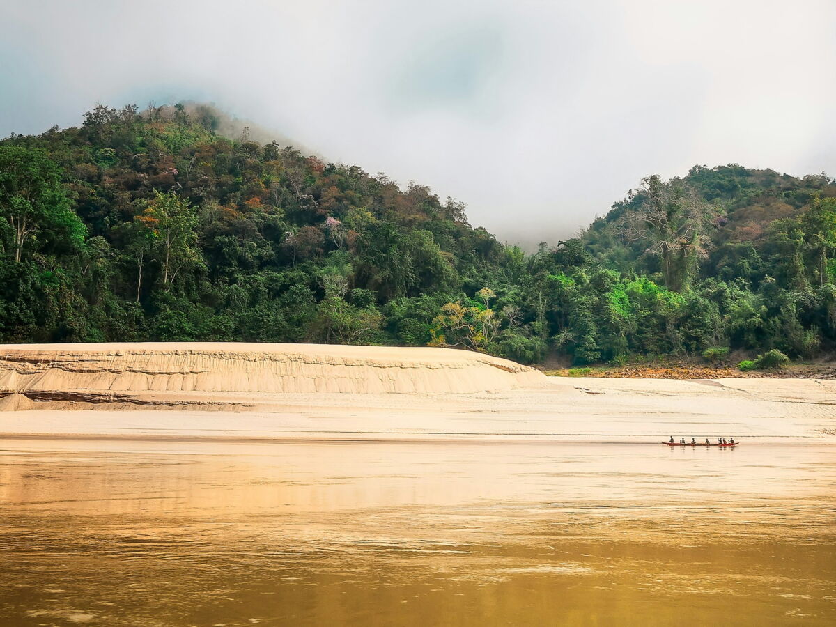 Construction: l'extraction de sable fluvial est trop importante, s'inquiètent les chercheurs