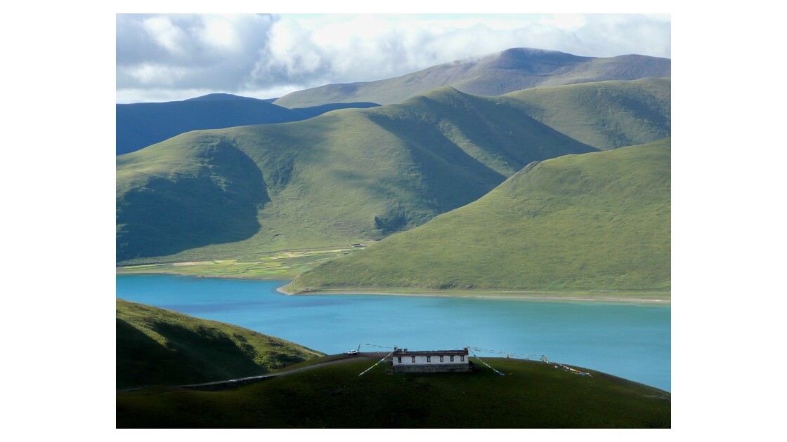Tibet_lac_Yamadrok_2.jpg