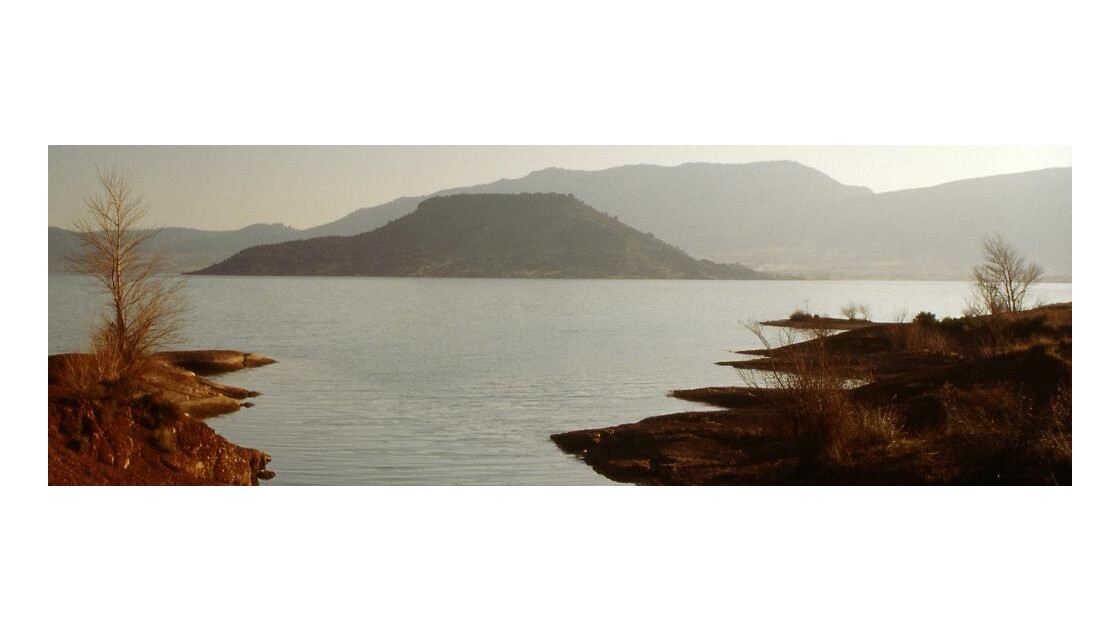 lac du salagou