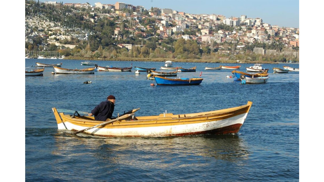 Istanbul, barque sur le Corne d'Or