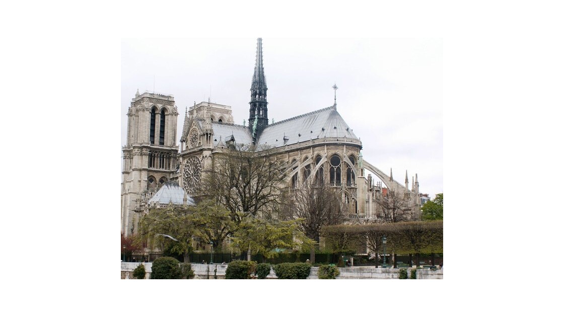Notre Dame de Paris.JPG