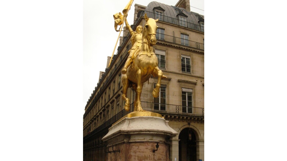 Paris- Statue de Jeanne d'Arc