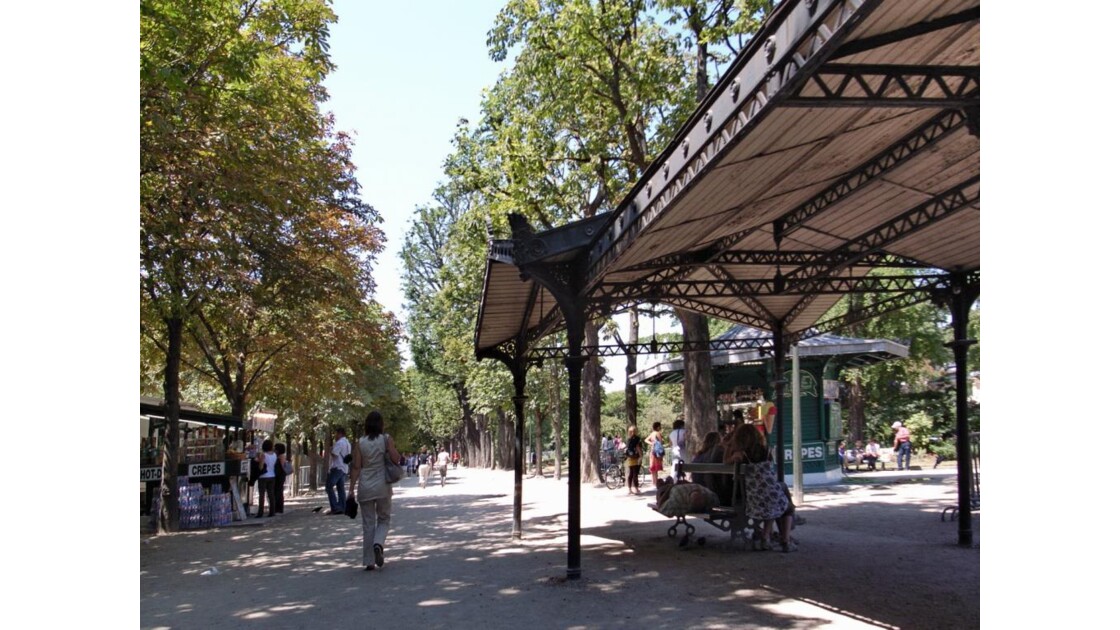 Champs Elysées allée Marcel Proust