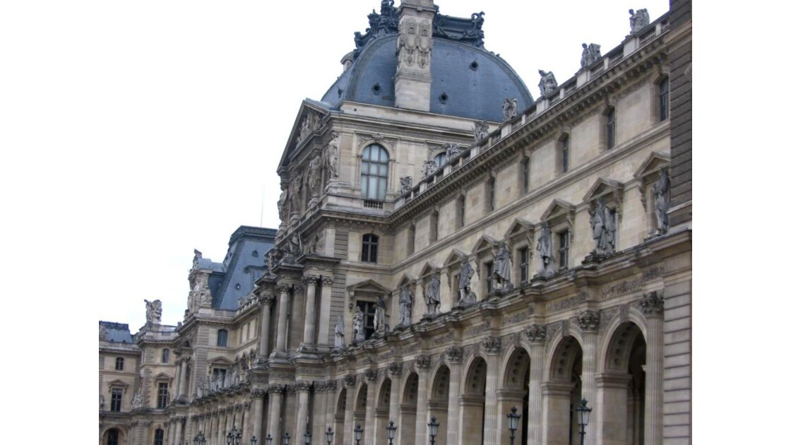  le Louvre