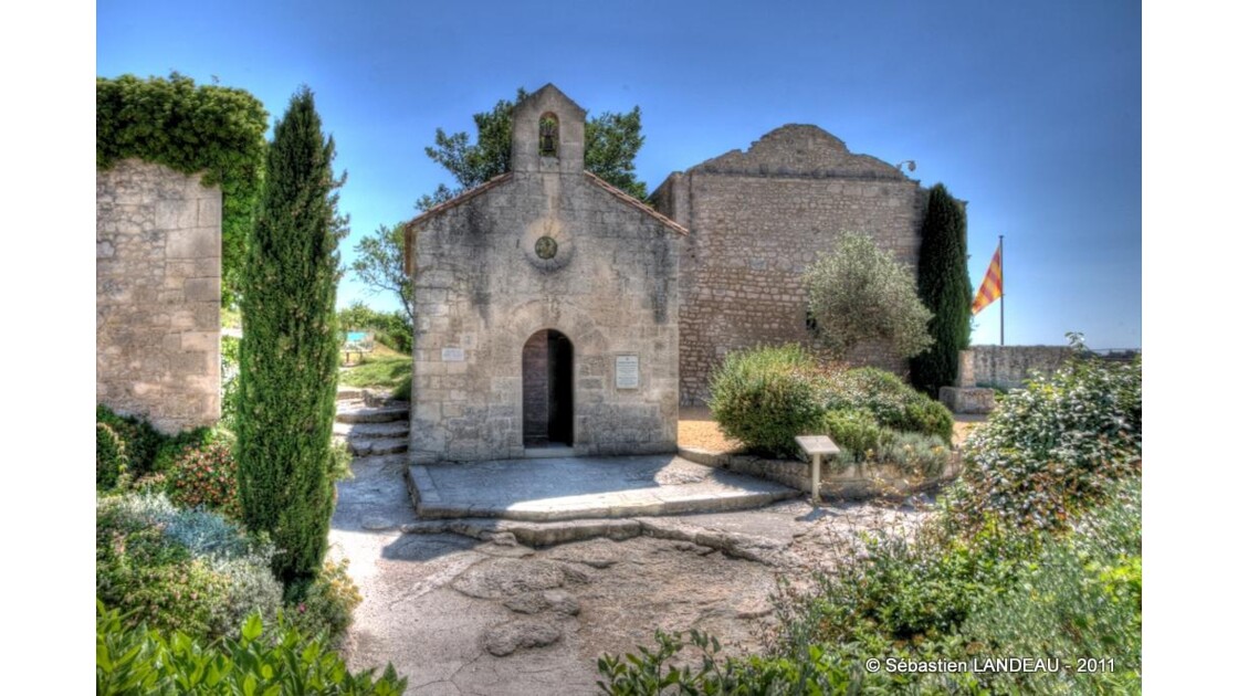 Baux de Provence - Eglise couleurs