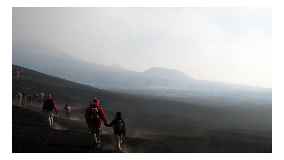 marcheurs sur l'Etna
