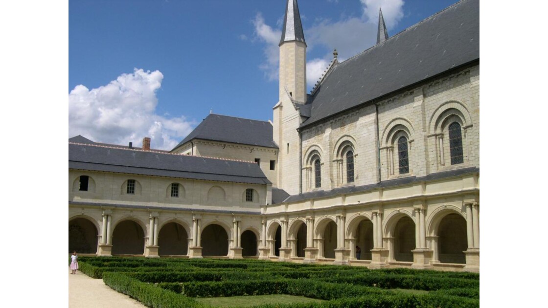 Abbaye de Fontevraud Le Cloitre