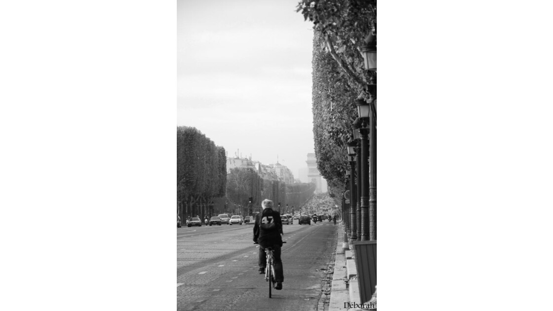 Aux_Champs_Elys_es.jpg