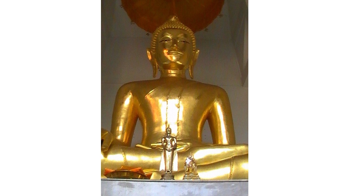 statue pail d'or