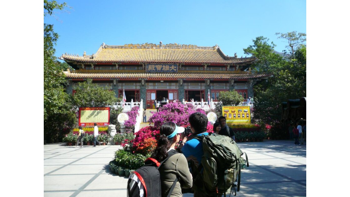 le monastère de Po Lin