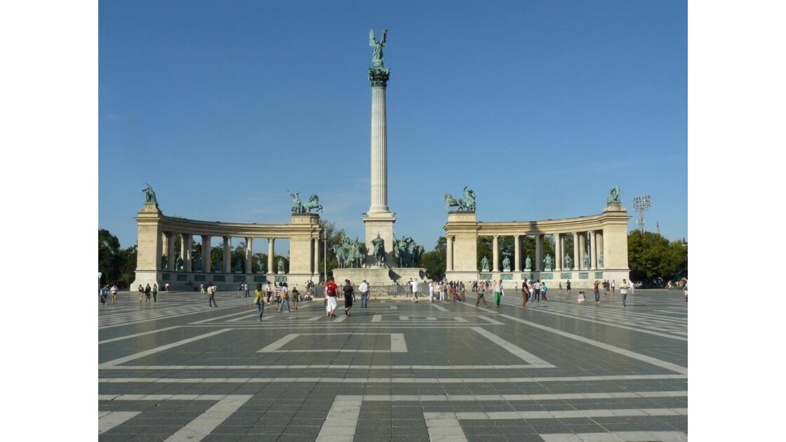 Hongrie, Budapest, Place des Héros