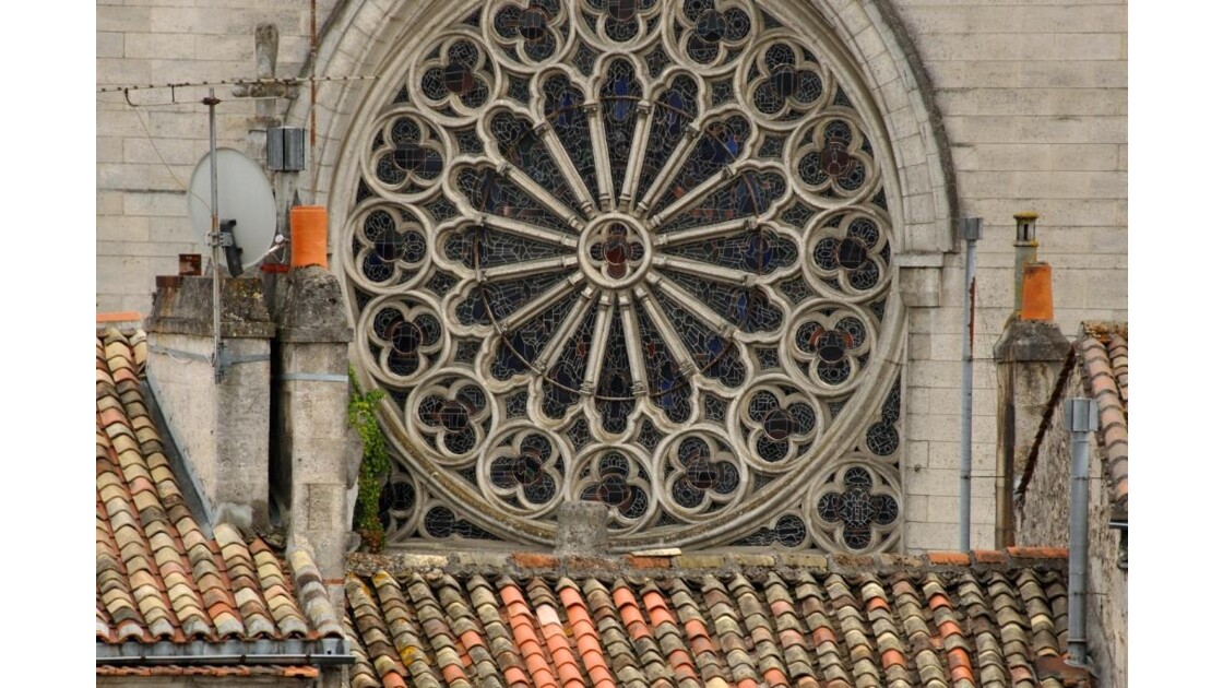 Angoulême : église N-D d'Obézine 3