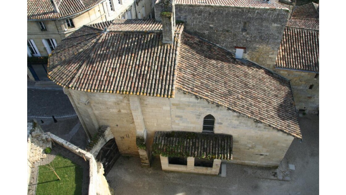 Saint_Emilion toit de l'ermitage.JPG