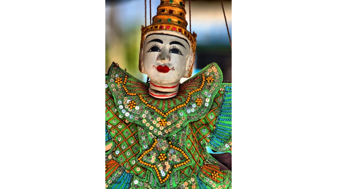 Marionnette Birman