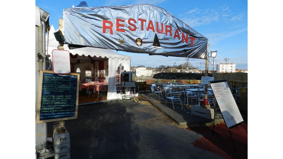 Avant le Pont Saint Esprit (Bayonne), Resto éphémère... Geo.fr