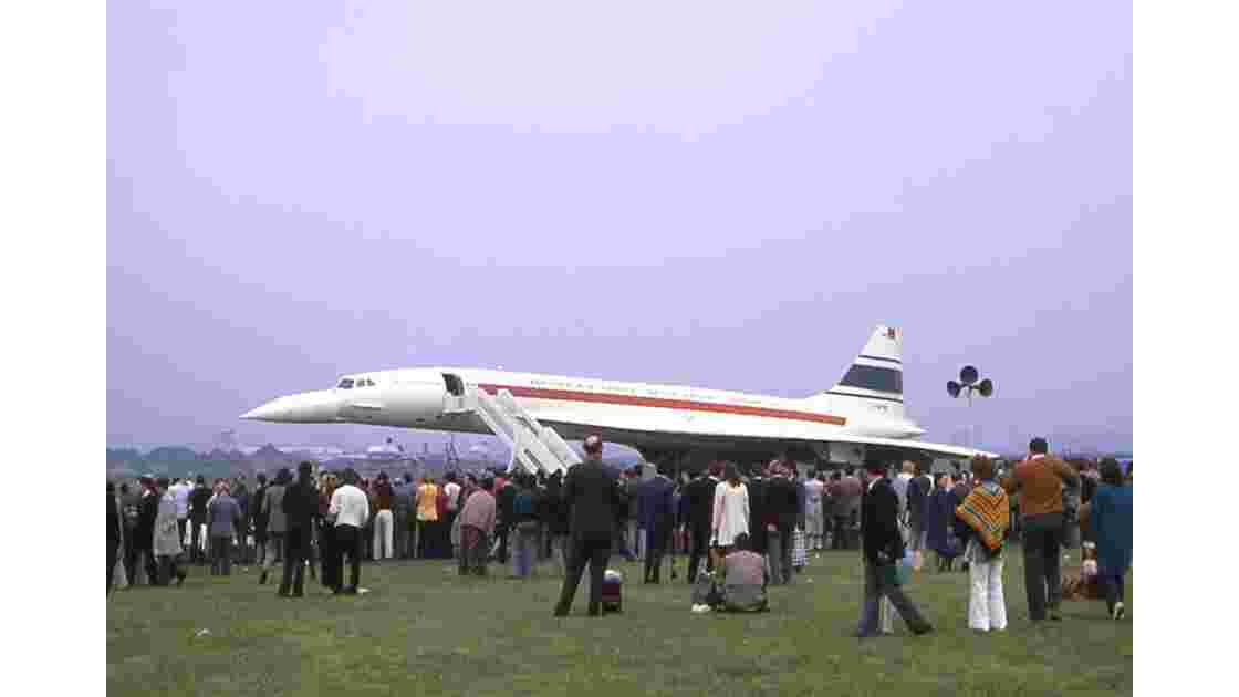 1971_Aerospatial__BAC_Concorde__F_WTSS_
