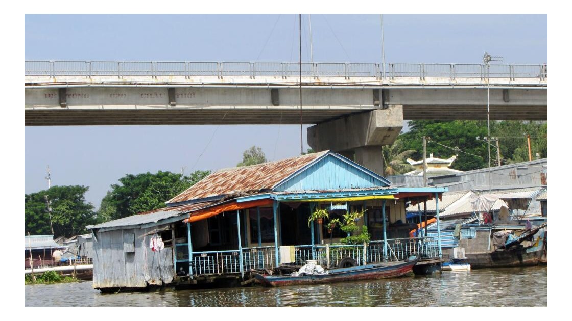 Delta du Mekong-sous le pont