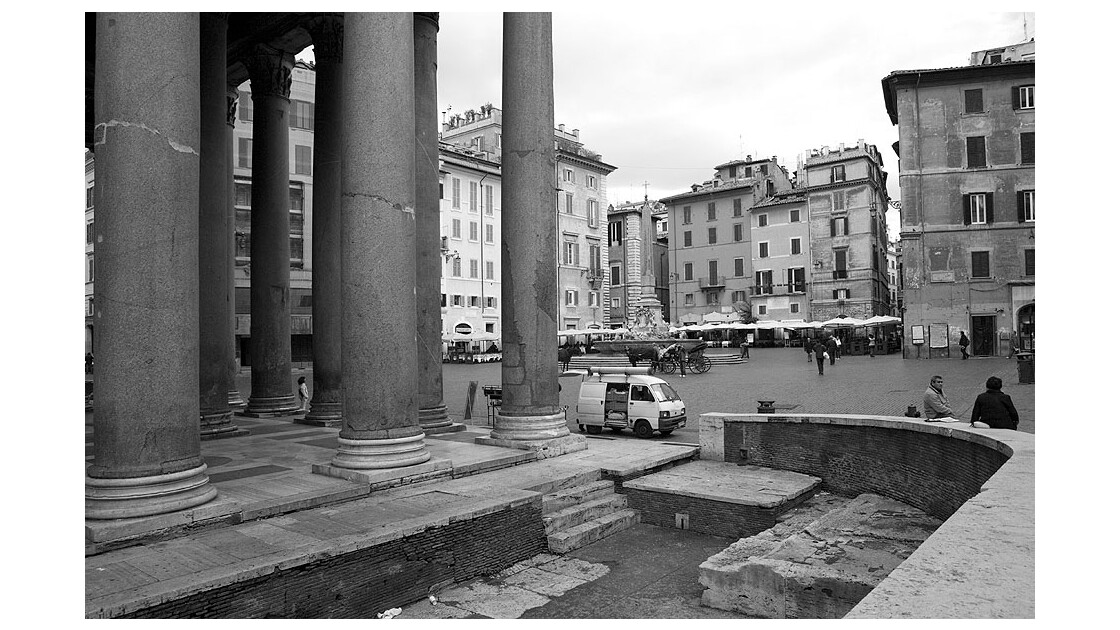Rome, place du Panthéon
