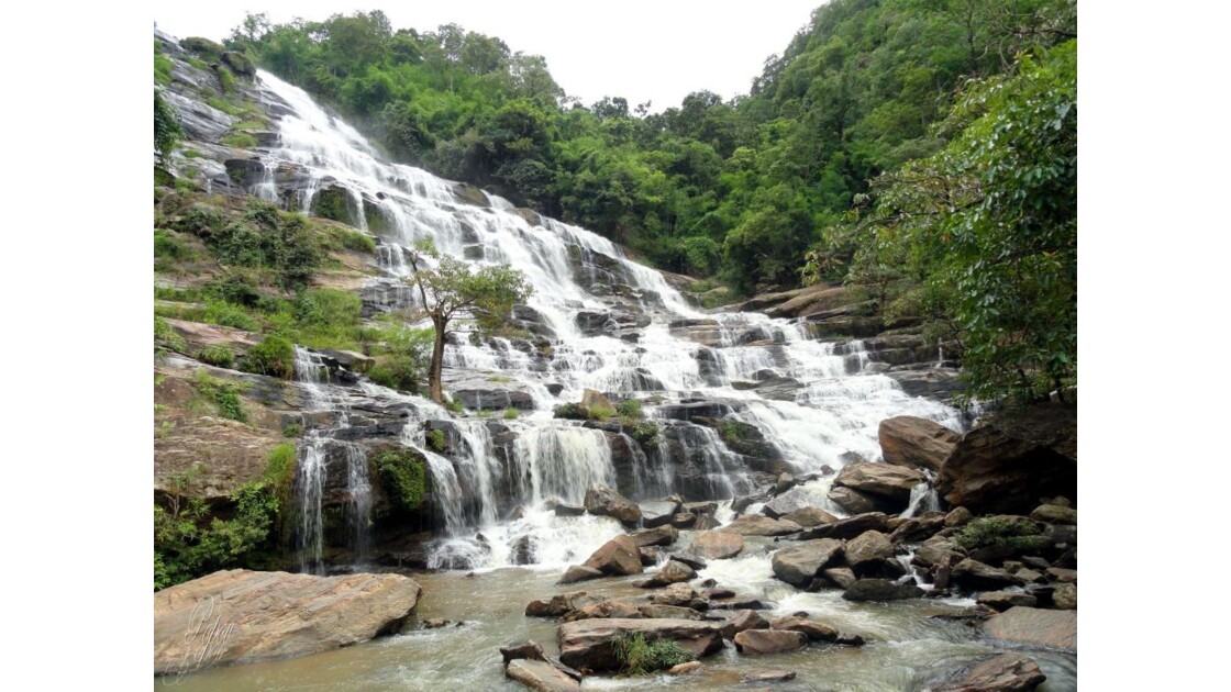 Thailande, Mae Ya Waterfall.jpg